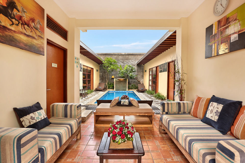 The Vie Villa Legian Exterior foto